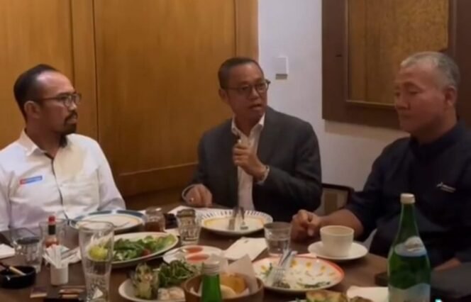 
					Anggota DPR RI Deddy Sitorus bersama Dirut PGN di Jakarta. Foto : Ist 