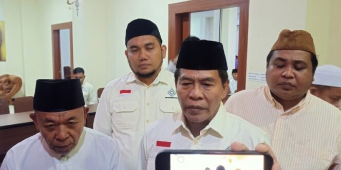 
					Gubernur Kaltara Zainal Arifin Paliwang Usai Menghadiri Acara Bakomubin Kaltara. Foto: fokusborneo.com 
