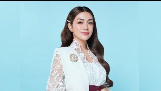 
					Foto: IG Celine_Evangelista