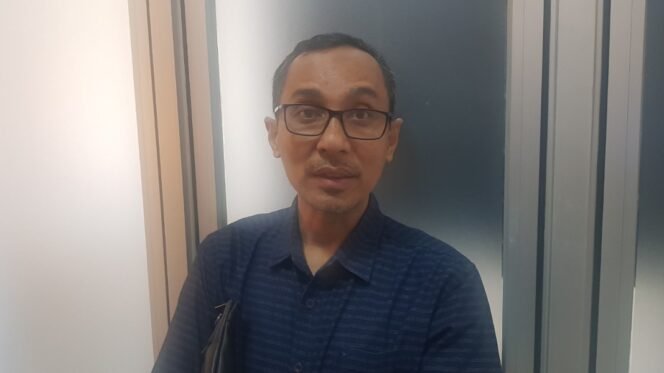 
					Anggota KPU Kaltara Divisi Teknis Penyelenggaraan Teguh Dwi Subagyo 
