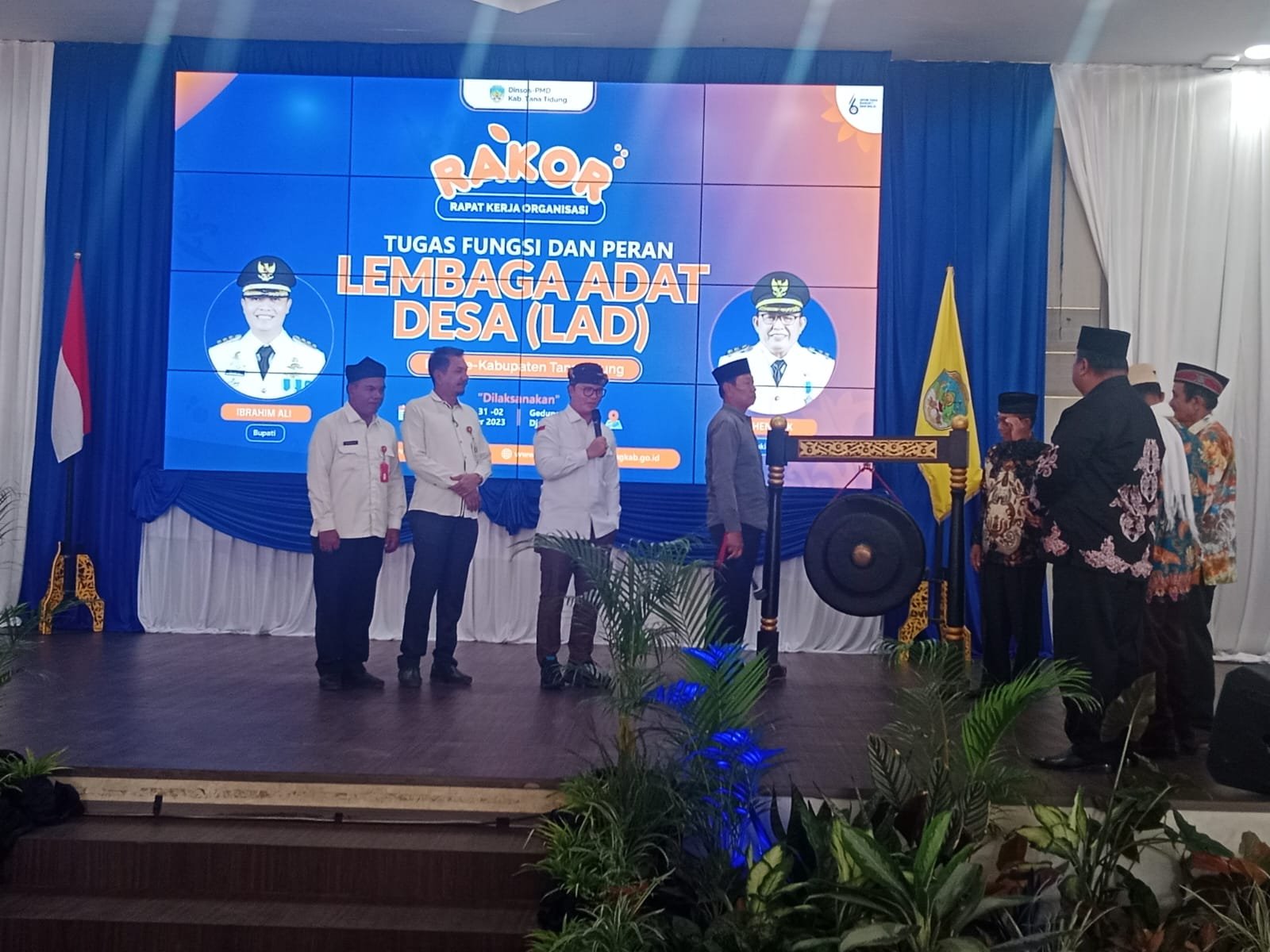 Bupati Ibrahim Ali Membuka Rapat Kerja Organisasi Lembaga Adat Desa Se-kabupaten Tana Tidung