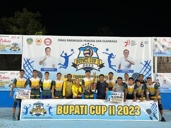 
					Tim Voli Polres Tana Tidung Raih Juara I Turnamen Bola Voli Bupati Cup Ke 2