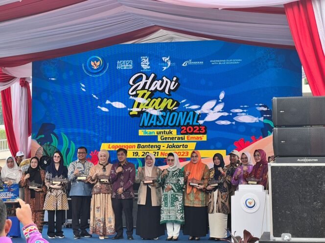 
					PKK Kota Balikpapan berhasil meraih beberapa gelar juara, yang diadakan di lapangan Banteng, Jakarta, Selasa (21/11/2023).

