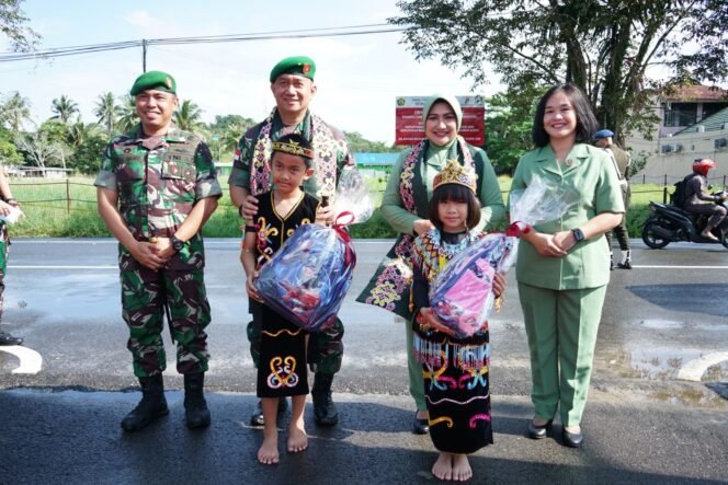
					Komandan Korem 092/Maharajalila Brigjen Adek Chandra Kurniawan melakukan kunjungan perdana ke Kodim 0907/ Tarakan, Kamis (23/11/2023).