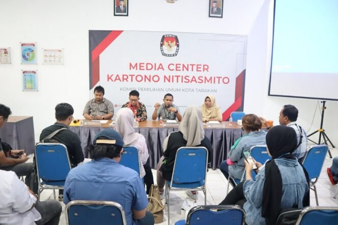 
					Jumpa pers KPU Kota Tarakan bersama awak media. Foto : Ist 