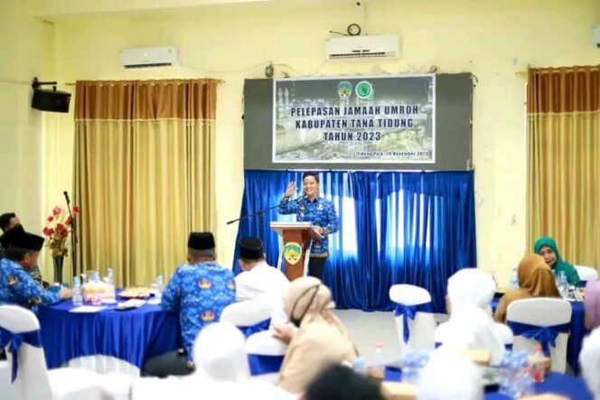 
					Bupati Tana Tidung, Bapak Ibrahim Ali membuka secara resmi acara pelepasan Jama'ah Umrah Kabupaten Tana Tidung tahun 2023 di Ruang Rapat Wakil Bupati Tana Tidung. (29/11/2023)

