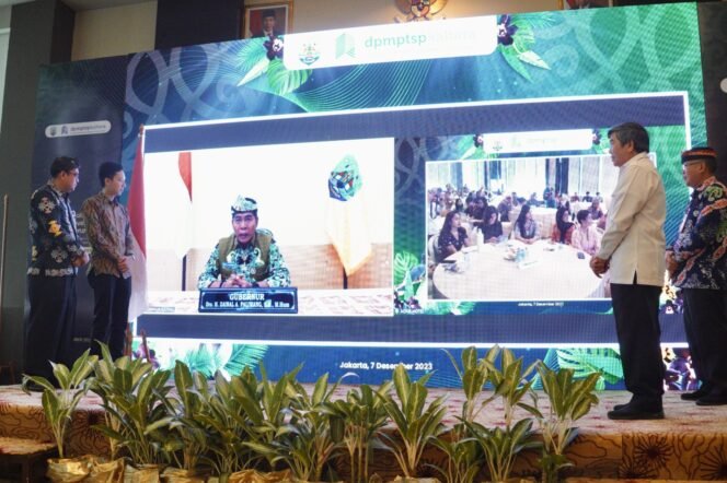 
					KIF 2023 : Gubernur Kaltara, Drs H Zainal A Paliwang SH, M.Hum melalui virtual membuka KIF 2023, Kamis (7/12).

