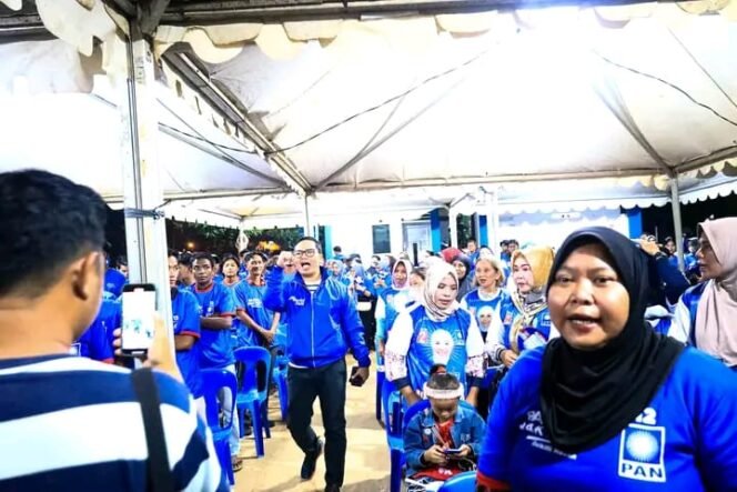 
					Suasana meriah kampanye bersama PAN.
