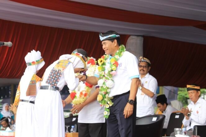 
					Gubernur Kaltara, Drs H Zainal A Paliwang menghadiri peringatan hari Amal Bakti ke -78, Rabu (3/1/24).