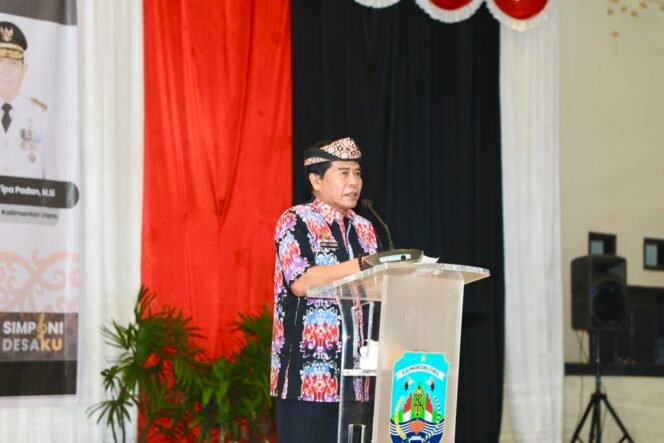 
					Gubernur Kalimantan Utara, Drs. H. Zainal A. Paliwang, SH., MHum, membuka sosialisasi Aplikasi Simponi Desaku dan Pembinaan LKD & LAD Desa/Kelurahan tingkat provinsi di Gedung Akbar, Kamis (18/1/24).