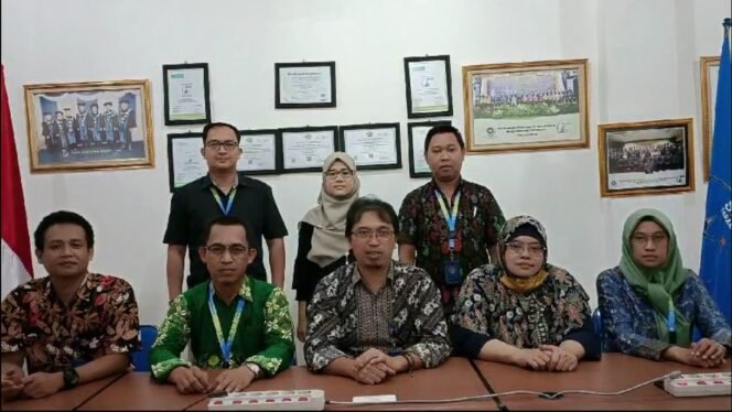 
					Jajaran Civitas Akademik STMIK PPKIA Tarakan. Foto: ist