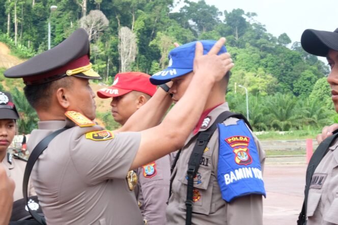 
					Wakil Kepala Kepolisian Daerah Kalimantan Utara, Brigjen Pol Dr. Golkar P. Rahardjo Winarsadi, S.H., S.I.K., M.H. membuka secara resmi Diktukba Gel. I 2024. (Selasa, 13/2/24)