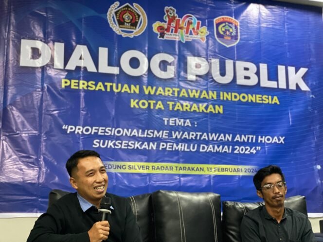 
					PWI Tarakan Gelar Dialog Publik Sekaligus Deklarasi Wartawan Profesional Lawan Hoax dan Kawal Pemilu Damai, Selasa (13/2/24).

