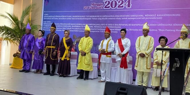 
					Persekutuan Sangir dan Talaud Balikpapan menggelar Upacara Adat Tulude 2024 di Gedung Graha Dhomber, pada Minggu (25/2) sore. 