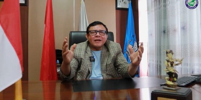 
					Profesor Adri Patton Ajak Mahasiswa UBT Sukseskan Pemilu 2024