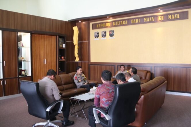 
					Polda Kaltara Terima Kunjungan Tim Puslitbang Polri Dalam Rangka Mendukung Pemulihan dan Percepatan Ekonomi Nasional, Senin (18/3/24)

