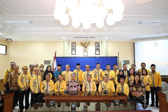 
					 Pj. Wali Kota Tarakan, Dr. Bustan, S.E., M.Si., menghadiri acara pembinaan peningkatan kualitas pelayanan publik tingkat kecamatan dan kelurahan di lingkungan Pemerintah Kota Tarakan, Kamis (21/3/24).
