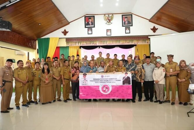 
					Rembuk Stunting Tingkat Kota Tarakan Tahun 2024 dibuka langsung oleh Pj. Wali Kota Tarakan Dr. Bustan, S.E., M.Si., pada Selasa, 26 Maret 2024. 

