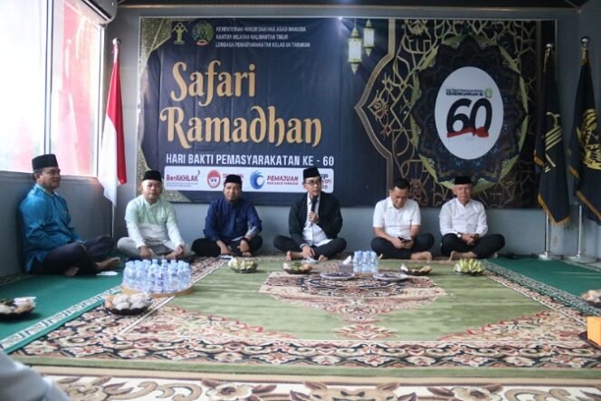 
					Kepala Kantor Wilayah Kemenkumham Kaltim Gun Gun Gunawan kembali melanjutkan Safari Ramadhan ke Lapas Kelas IIA Tarakan. Foto : Ist 