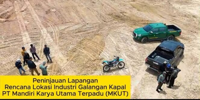 
					Foto Udara Peninjauan Lapangan Rencana Industri Galangan Kapal oleh KPH Tarakan. Foto: ist