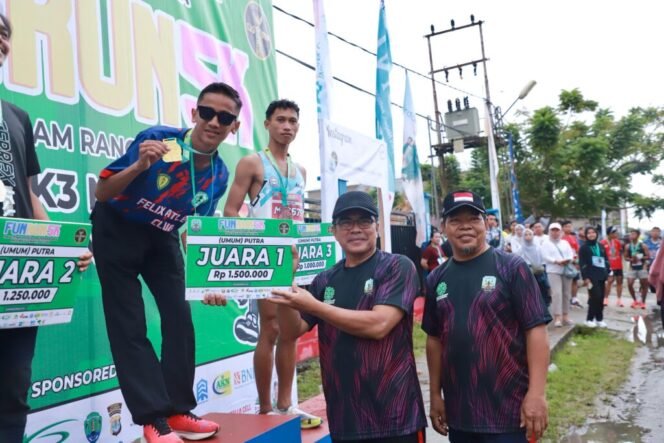 
					Pemerintah Provinsi (Pemprov) Kalimantan Utara (Kaltara) sukses menggelar Acara Fun Run 5K, bertempat di Tebu Kayan, Ahad (3/3) pagi.