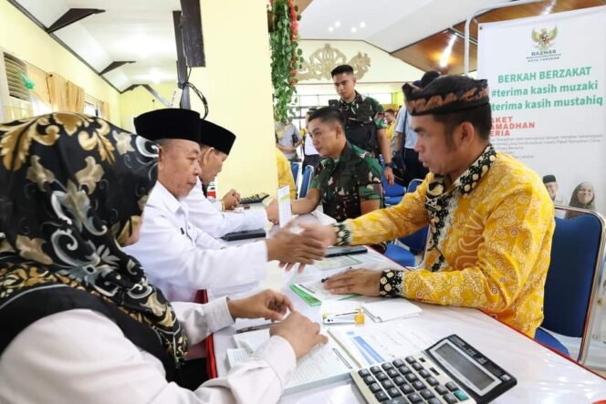 
					Tarakan Berzakat, PJ Walikota Ajak Umat Muslim Tunaikan Zakat