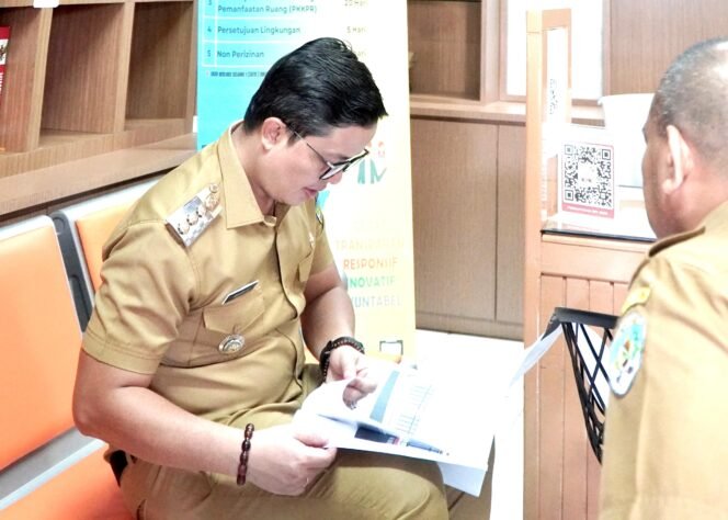 
					Bupati Tana Tidung, Ibrahim Ali sidak hari pertama kerja pasca Hari  Raya 1445 H/2024 di lingkungan OPD, Selasa (16/4/24)