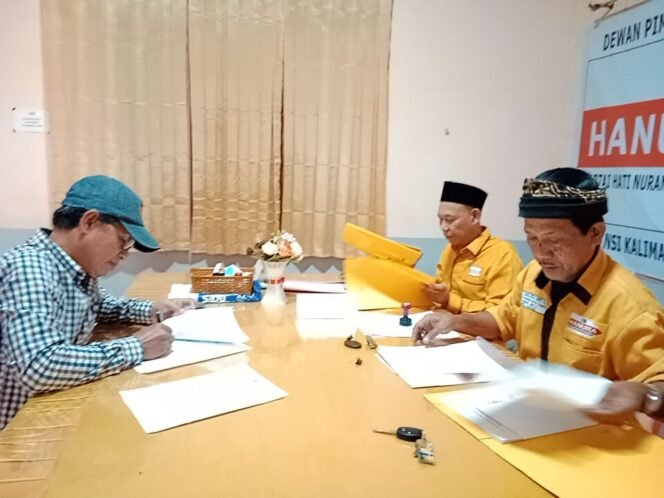 
					Pendaftaran penjaringan Calon Kepala Daerah Provinsi Kalimantan Utara (Kaltara) Periode 2024-2029 DPD Hanura Kaltara resmi ditutup, Tim Laura Hafid Mengembalikan Berkas, Jumat (10/5/24)


