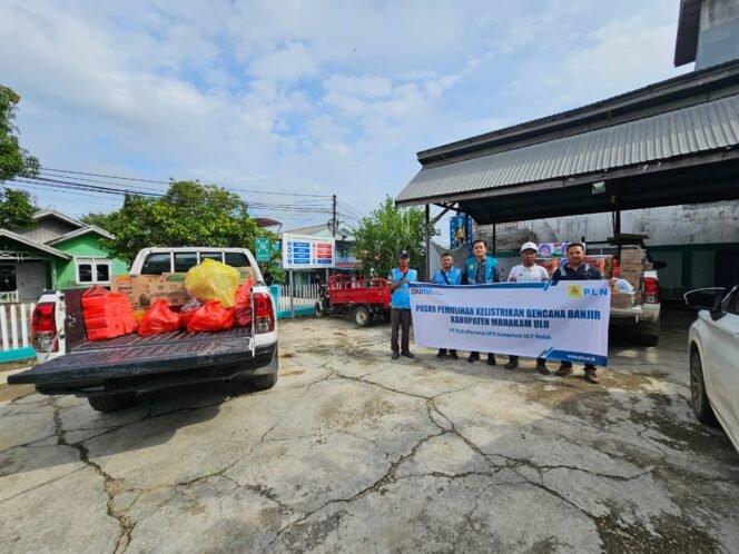 
					 PT PLN (Persero) terus melakukan siaga kelistrikan di tengah cuaca ekstrem yang terjadi di Ujoh Bilang, Kabupaten Mahulu. Selain fokus melakukan pemulihan kerusakan infrastruktur akibat banjir, PLN juga menghadirkan beberapa posko bantuan bagi masyarakat yang terdampak banjir di wilayah terdampak.

