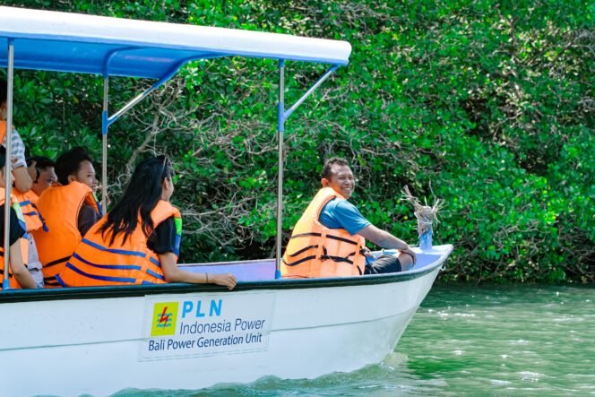
					PLN IP Unit Bisnis Pembangkitan (UBP) Bali menjadikan tanaman mangrove sebagai motor untuk meningkatkan kesejahteraan masyarakat di sekitar wilayah pembangkit serta menjadi mata pencaharian baru untuk para nelayan.