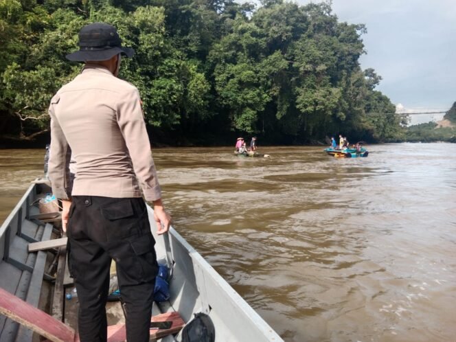 
					Pencarian korban tenggelam, DB (20) warga Camp 89 Long Akan, Desa Long Pelban, Peso, Bulungan akhirnya membuahkan hasil. Korban ditemukan dalam kondisi meninggal dunia sekira pukul 16.00 wita, Minggu (2/6/2024).


