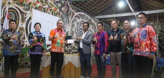 
					Rangkaian peresmian Alfanet yang beroperasi di Desa Long Nawang, Kecamatan Kayan Hulu, Kamis (06/06/2024).