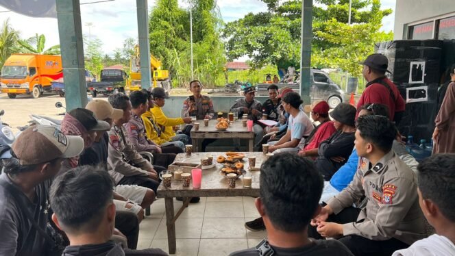 
					Polda Kaltara melaksanakan kegiatan Jumat Curhat, Jumat (07/6/24)
