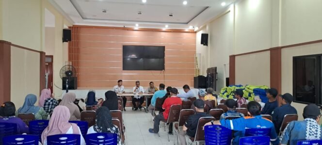 
					Bhabinkamtibmas Bontang Utara hadiri Rapat Koordinasi Sosialisasi PPS di Kelurahan Loktuan