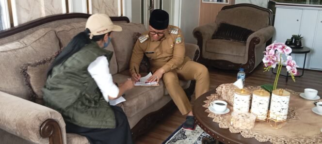 
					Coklit perdana dirumah dinas Bupati Tana Tidung, Senin (24/06/24)