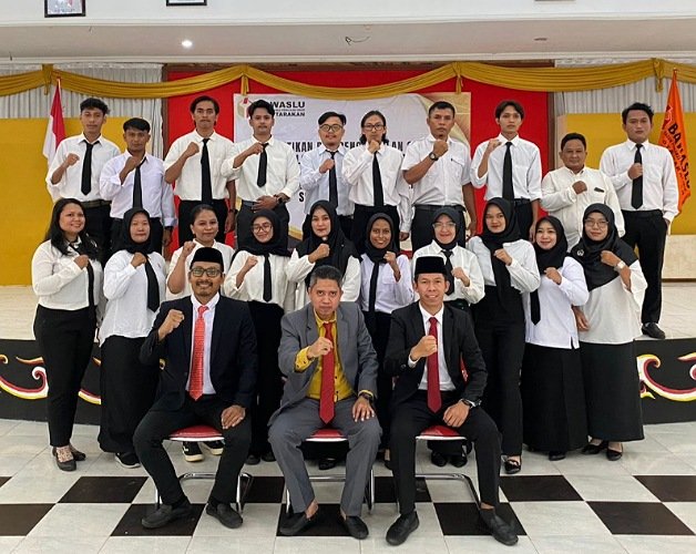 Bawaslu Tarakan Lantik 20 Pengawas Kelurahan/Desa untuk Kawal Pilkada 2024