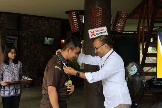 
					 Otorita Ibu Kota Nusantara (IKN) kembali menggelar kegiatan Work from IKN (WFI) yang diikuti oleh 33 ASN dari Kejaksaan Agung RI, Kementerian Keuangan, Kementerian Luar Negeri, dan Sekretariat Negara. 