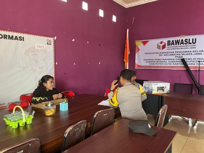 
					Patroli Dialogis 3 Pilar Gencar Dilakukan Polsek Muara Jawa Jelang Tahapan Pilkada 2024