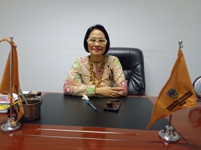 
					Sekretaris Dispora Kaltara, Sri Atika 