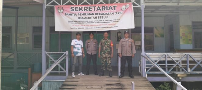 
					Jajaran Polres Kukar, terus gencar melaksanakan Patroli Dialogis 3 Pilar, memastikan kondusifitas jelang Pemilihan Kepala Daerah (Pilkada) Kukar 2024 bisa berjalan dengan baik. Salah satunya yang dilakukan oleh Polsek Sebulu, pada Rabu (10/7/2024).

