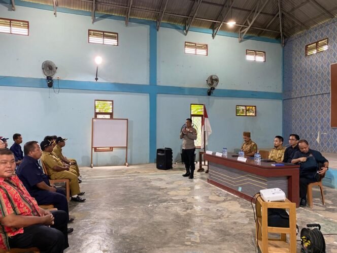 
					Sat Binmas Polres Ppu melaksanakan Sosialisasi Kamtibmas Jelang Pilkada Serentak 2024