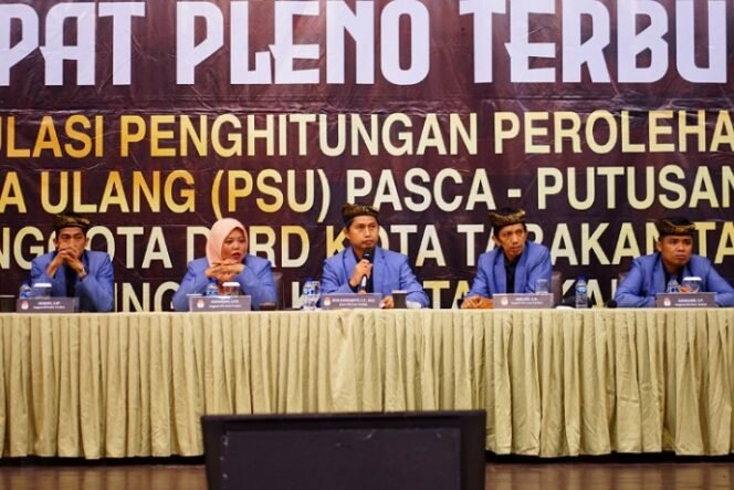 
					Rapat pleno terbuka rekapitulasi perhitungan suara PSU tingkat kota. Foto : Ist