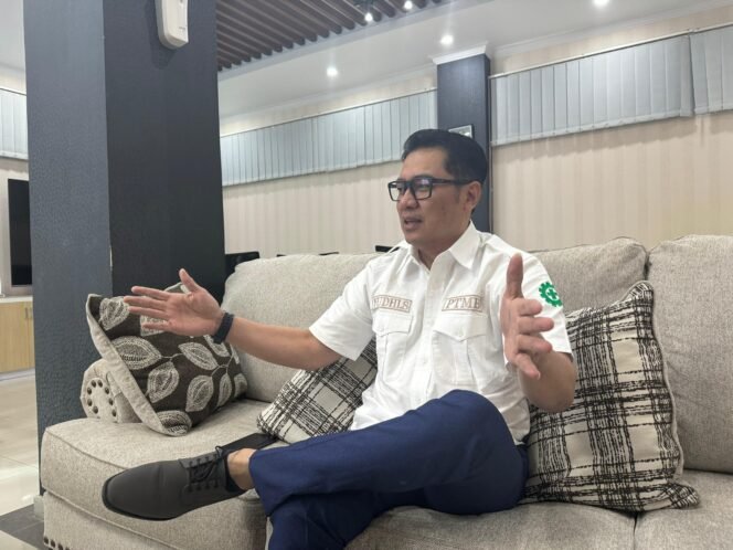 
					Dirut Perumda Tirta Manuntung Balikpapan Yudhi Saharuddin