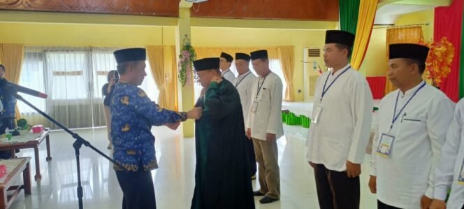 
					Pelaksanaan Musabaqoh Tilawatil Qur'an (MTQ) Ke 1 Kota Tarakan Tahun 2024 resmi dimulai. MTQ dibuka langsung Sekda Kota Jamaluddin, Jumat (9/8/2024) pagi di Gedung Serbaguna kantor Walikota Tarakan. 

