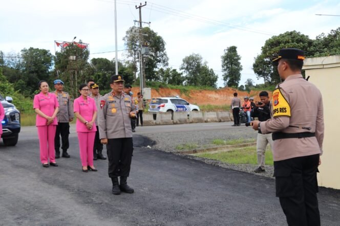 
					Kapolda Kaltara Laksanakan Kunjungan Kerja Ke Wilayah Hukum Polres Kabupaten Tana Tidung, Rabu (21/08/24)

