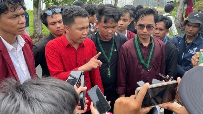 
					Mahasiswa Bakal Datangi Polres Tarakan Usai Dapat Perlakuan Represif Saat Unjuk Rasa