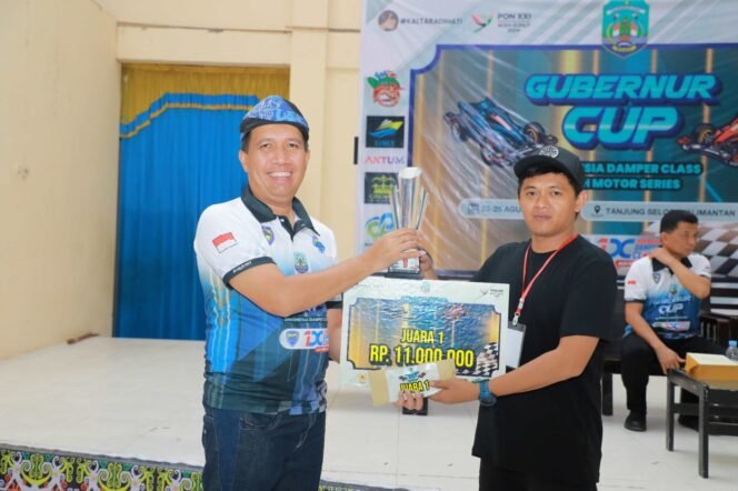 
					MINI 4WD : Plt Kepala Dispora Kaltara, Ir Yosua Batara Payangan, ST, MT menghadiri penutupan Tamiya Damper Style Mini 4WD Gubernur Cup 2024 dilangsungkan di ruang aula SMA Negeri 1 Tanjung Selor, Ahad (25/8). 




