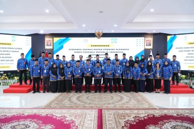 
					Pengurus Bapor Kopri Balikpapan usai dikukuhkan