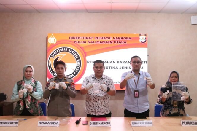 
					Pengungkapan Jaringan Narkoba Jenis Sabu Oleh Ditresnarkoba Polda Kaltara