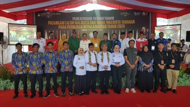 
					Pasangan Khairul-Ibnu Saud mendaftar sebagai calon Walikota dan Wakil Walikota Tarakan. Foto : Fokusborneo.com 